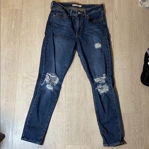 Levi’s Ripped 721 Mid Wash Jeans